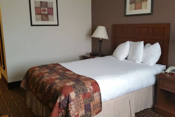 Room 12 of 52