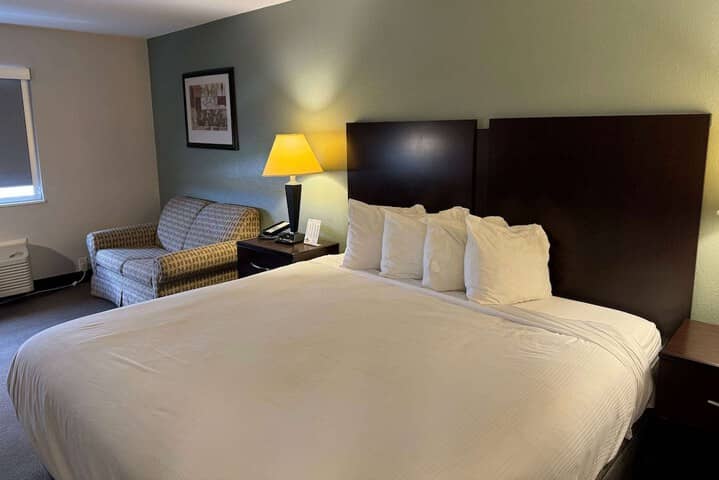 Room 19 of 52