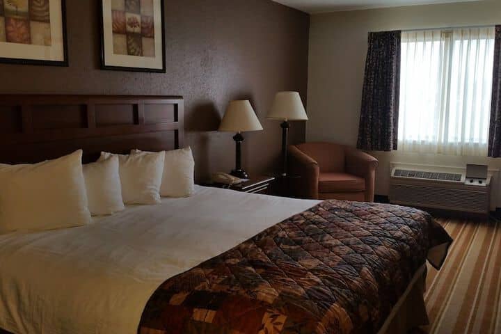 Room 5 of 52